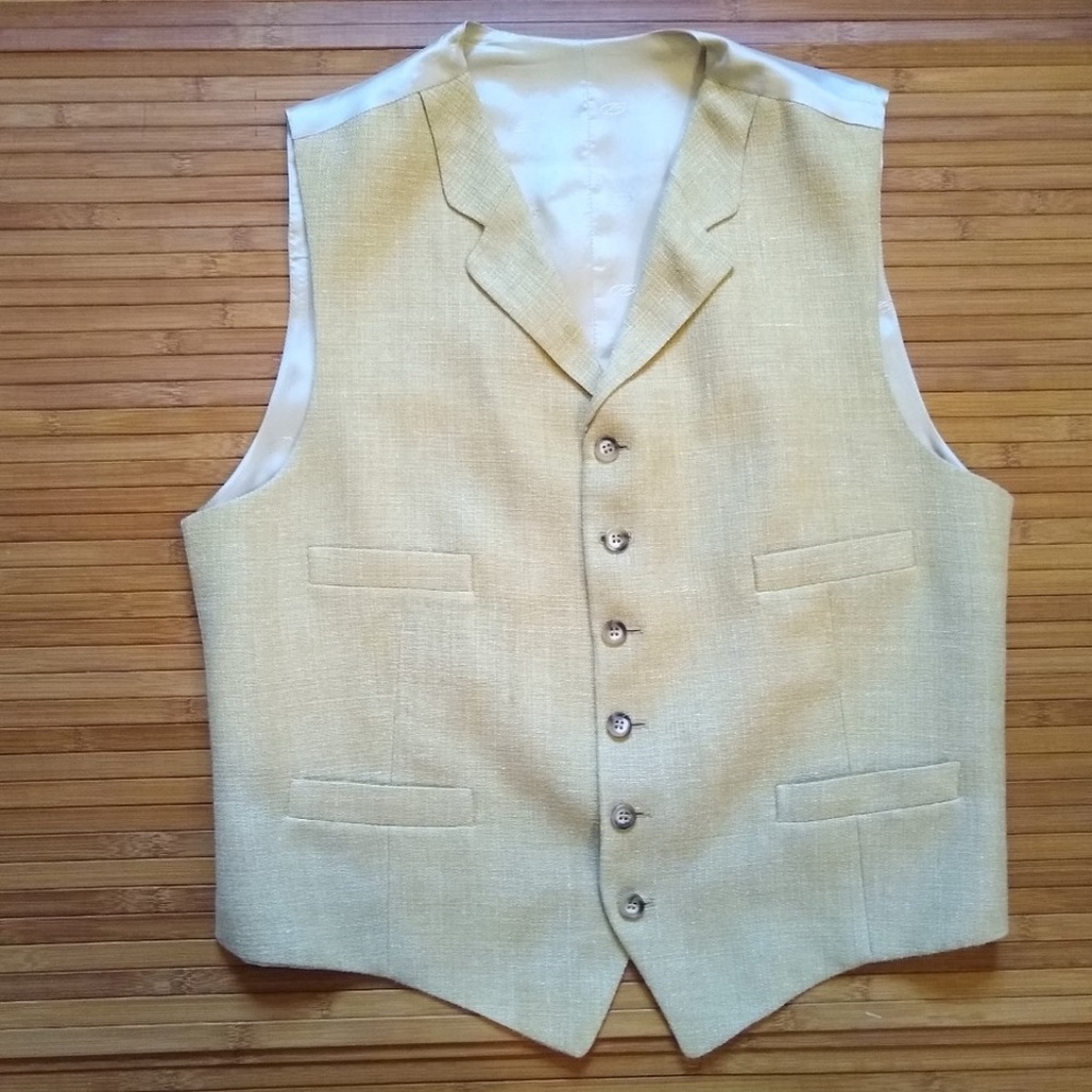 MEN'S DIOR VEST GOLD U.S. SIZE M, EU SIZE 50
